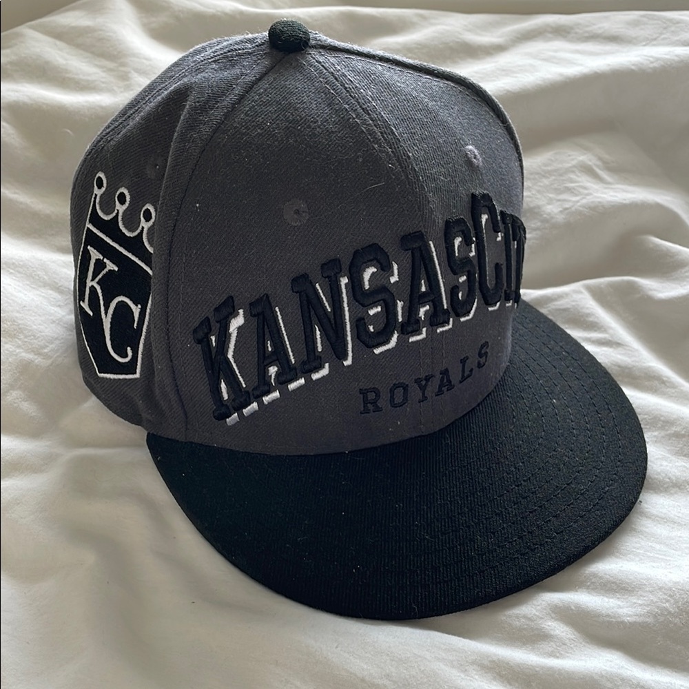 Kansas City Royals Cap - Gray and Black